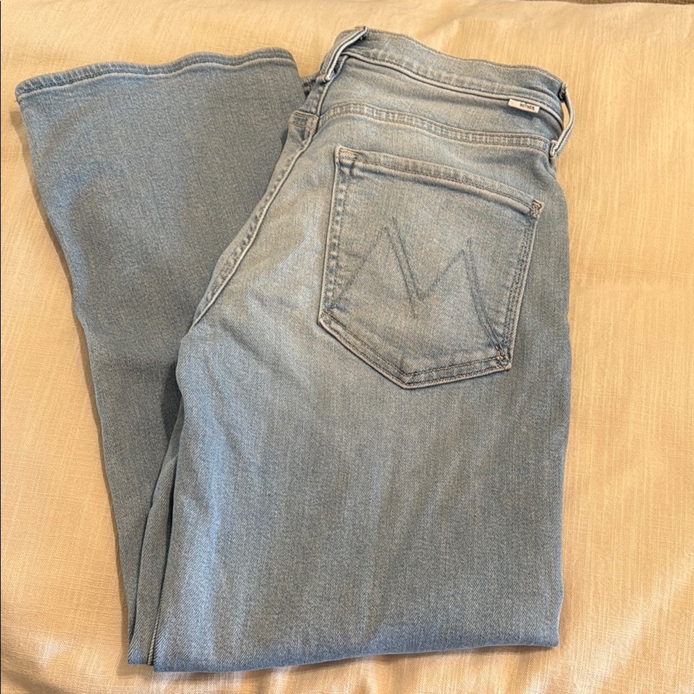 Mother size 28 mid rise rambler zip ankle